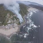 Incendio en Caleta Pucatrihue: declaran Alerta Amarilla y avanzan en control del fuego